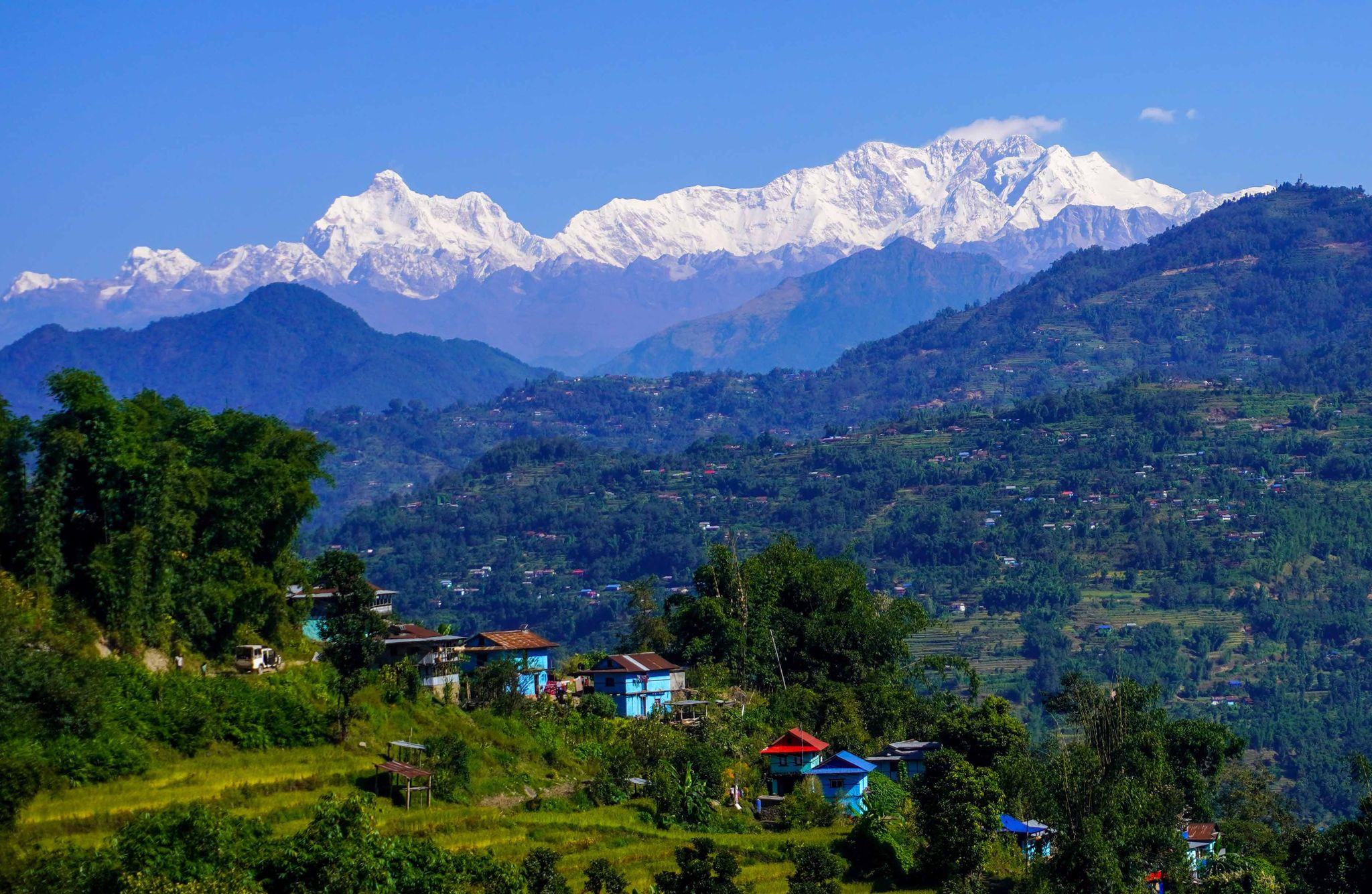 धानबारीबाट देखिएको हिमाल (फोटो फिचर)